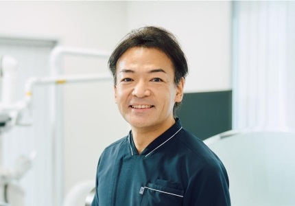 赤羽歯科「信濃町診療所」　院長・歯科医師 大久保　将哉